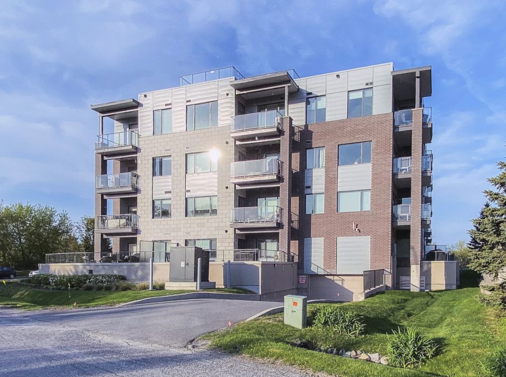 280 Herzberg Condo
