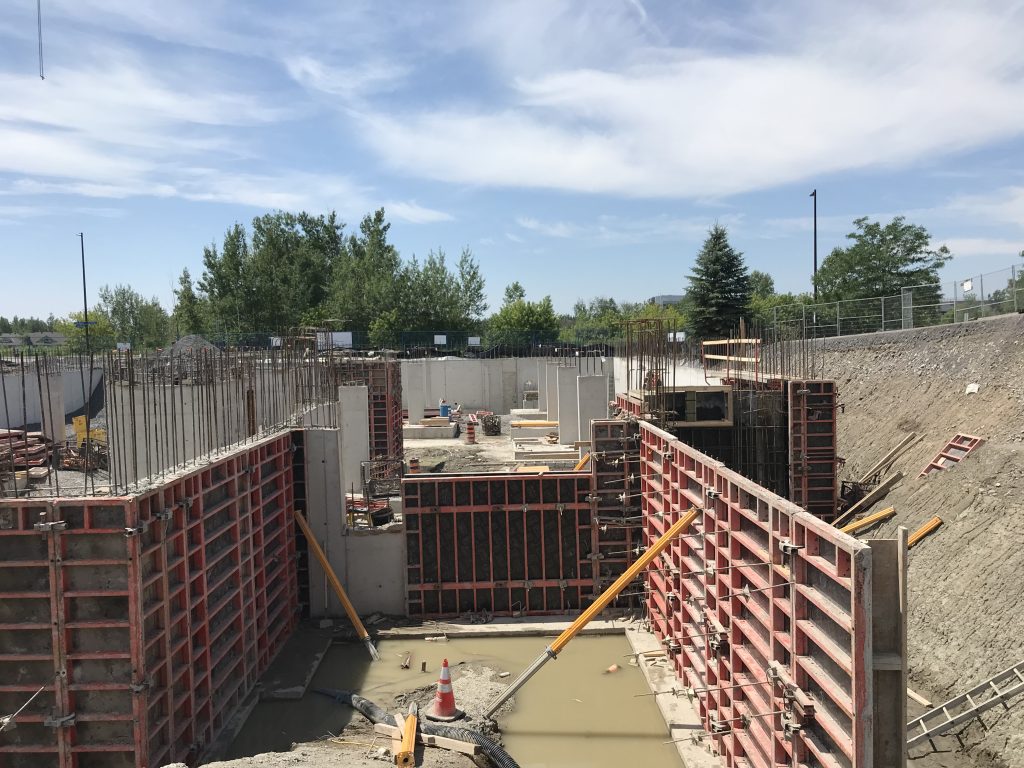 280 Herzberg Condo